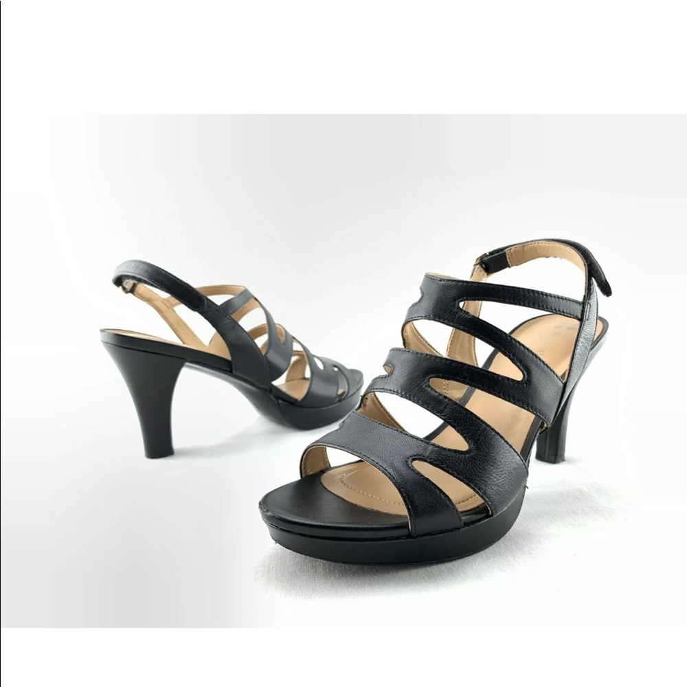 Naturalizer Pressley. Strappy Heeled Sandal